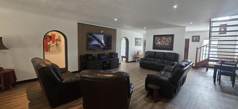 4 Bedroom Property for Sale in Tergniet Western Cape